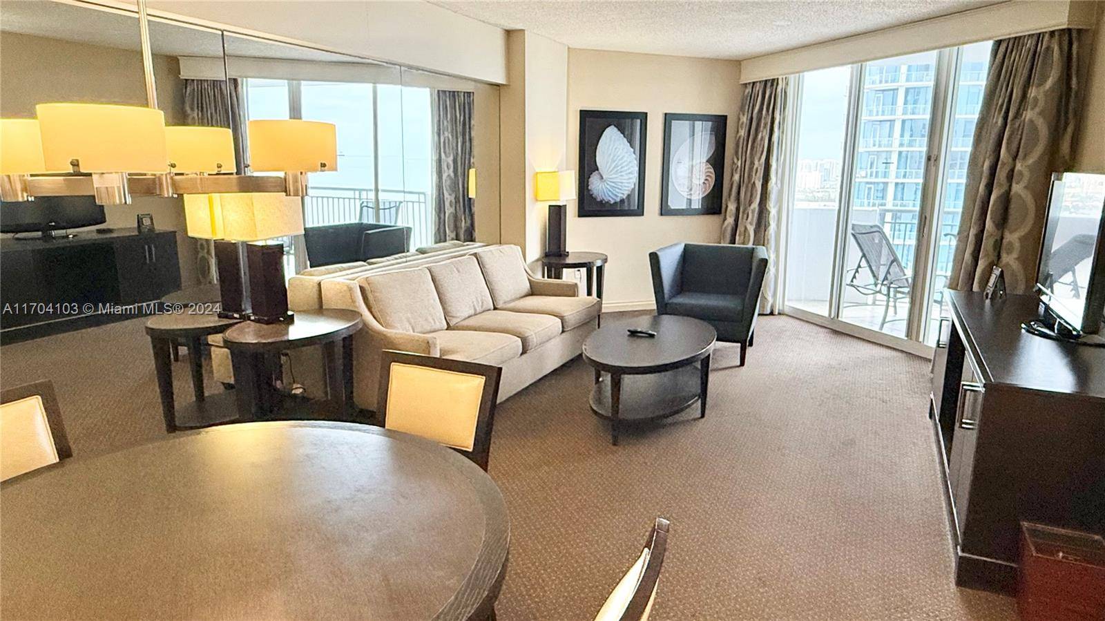 Sunny Isles Beach, FL 33160,17375 Collins Ave #2406