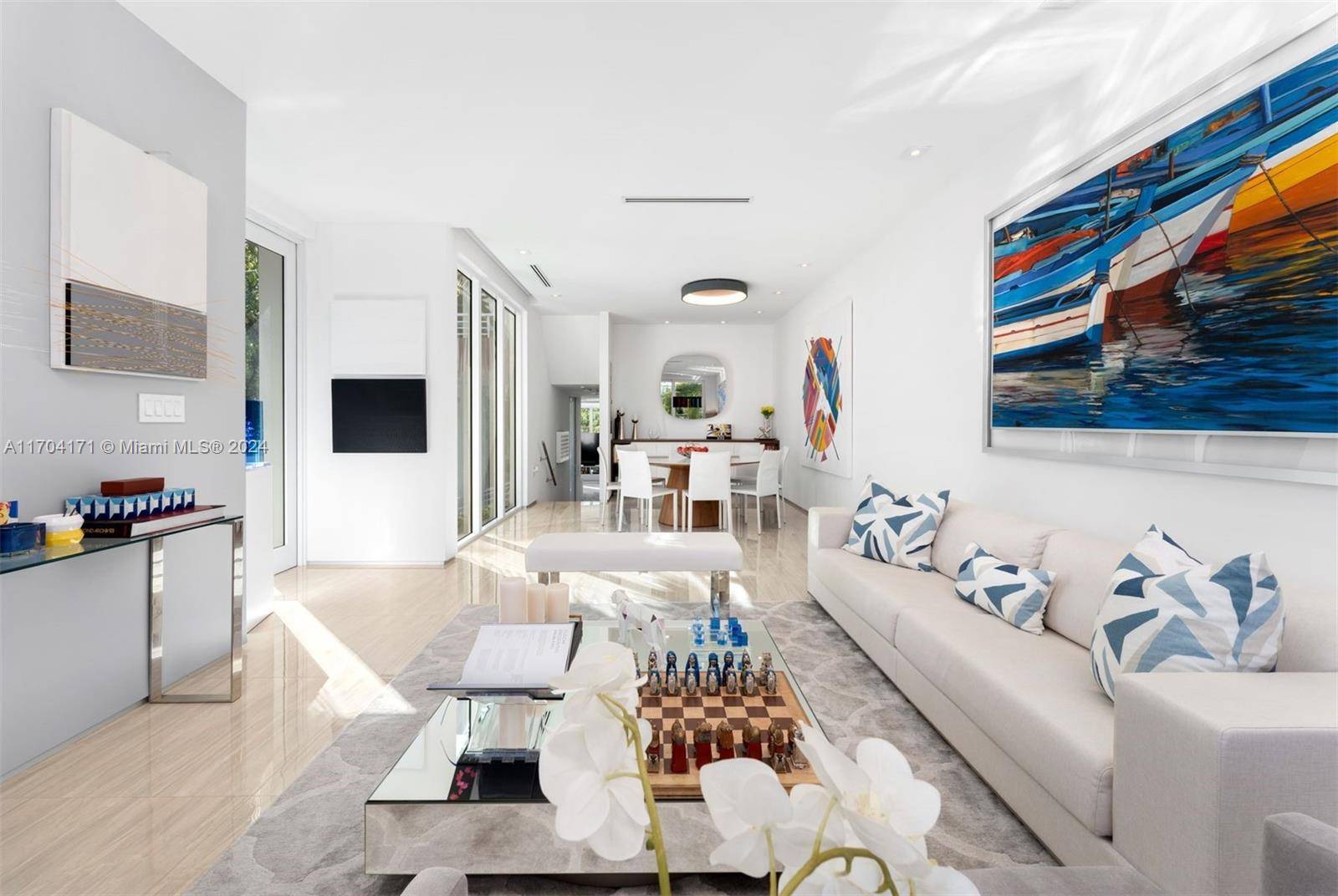 Key Biscayne, FL 33149,330 Fernwood Road #2