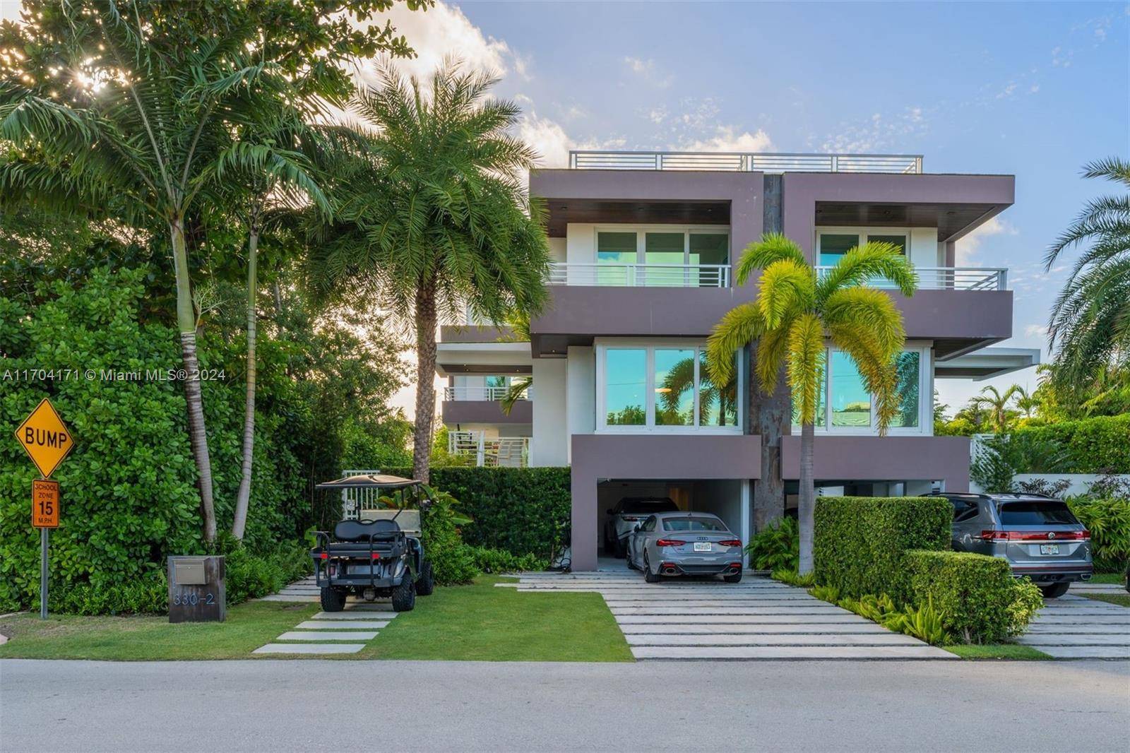 Key Biscayne, FL 33149,330 Fernwood Road #2