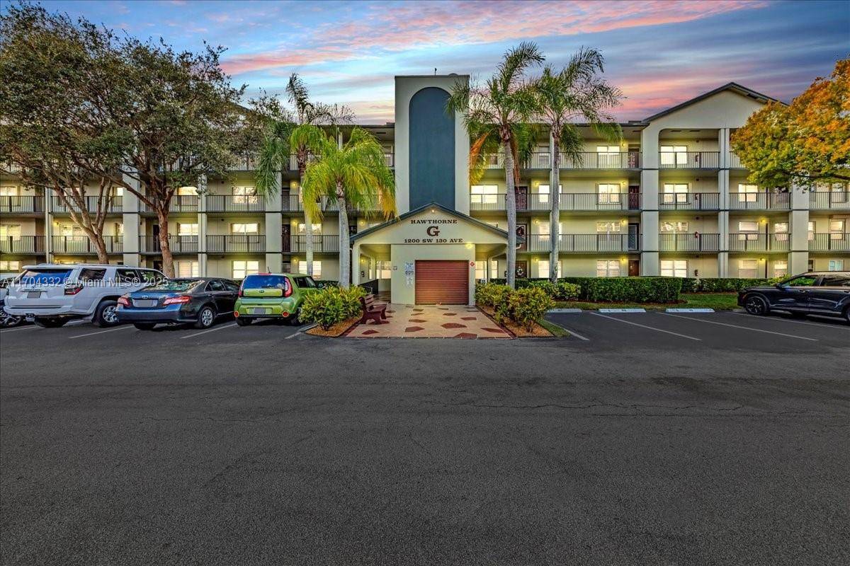 Pembroke Pines, FL 33027,1200 SW 130th Ave #412G