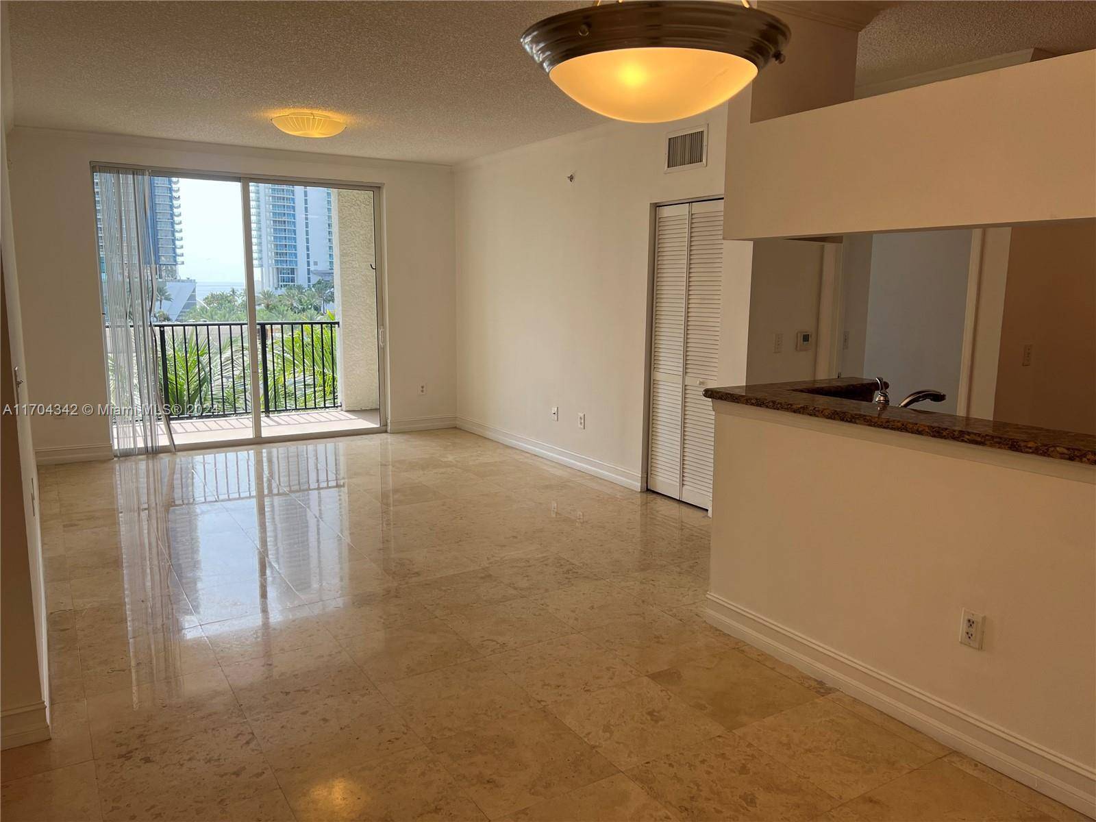 Sunny Isles Beach, FL 33160,17145 N Bay Rd #4606