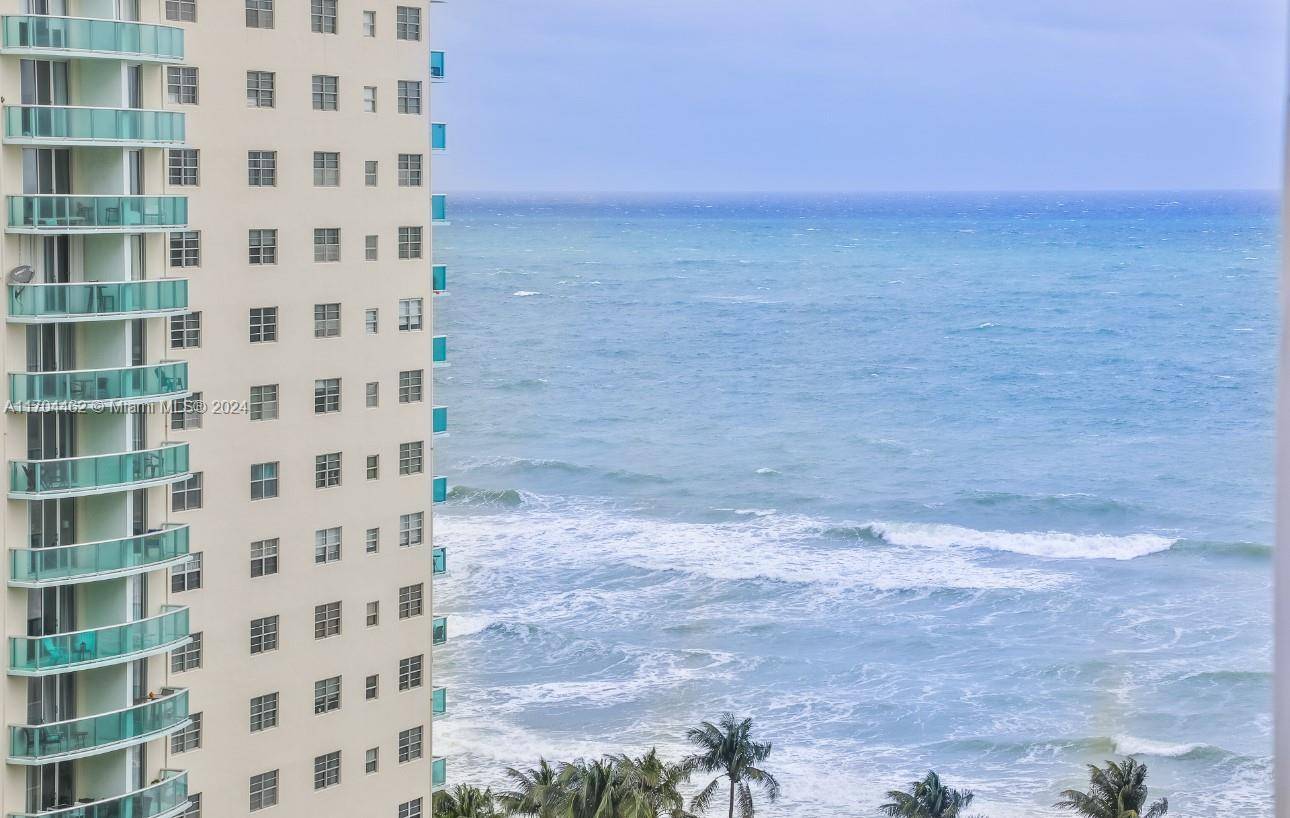 Hollywood, FL 33019,4001 S Ocean Dr #12C