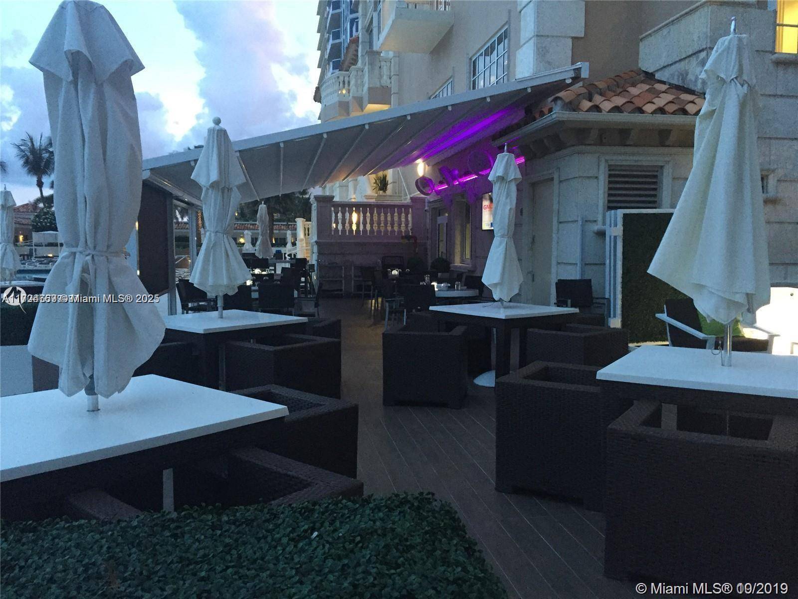 Miami Beach, FL 33140,4775 Collins Ave #2208