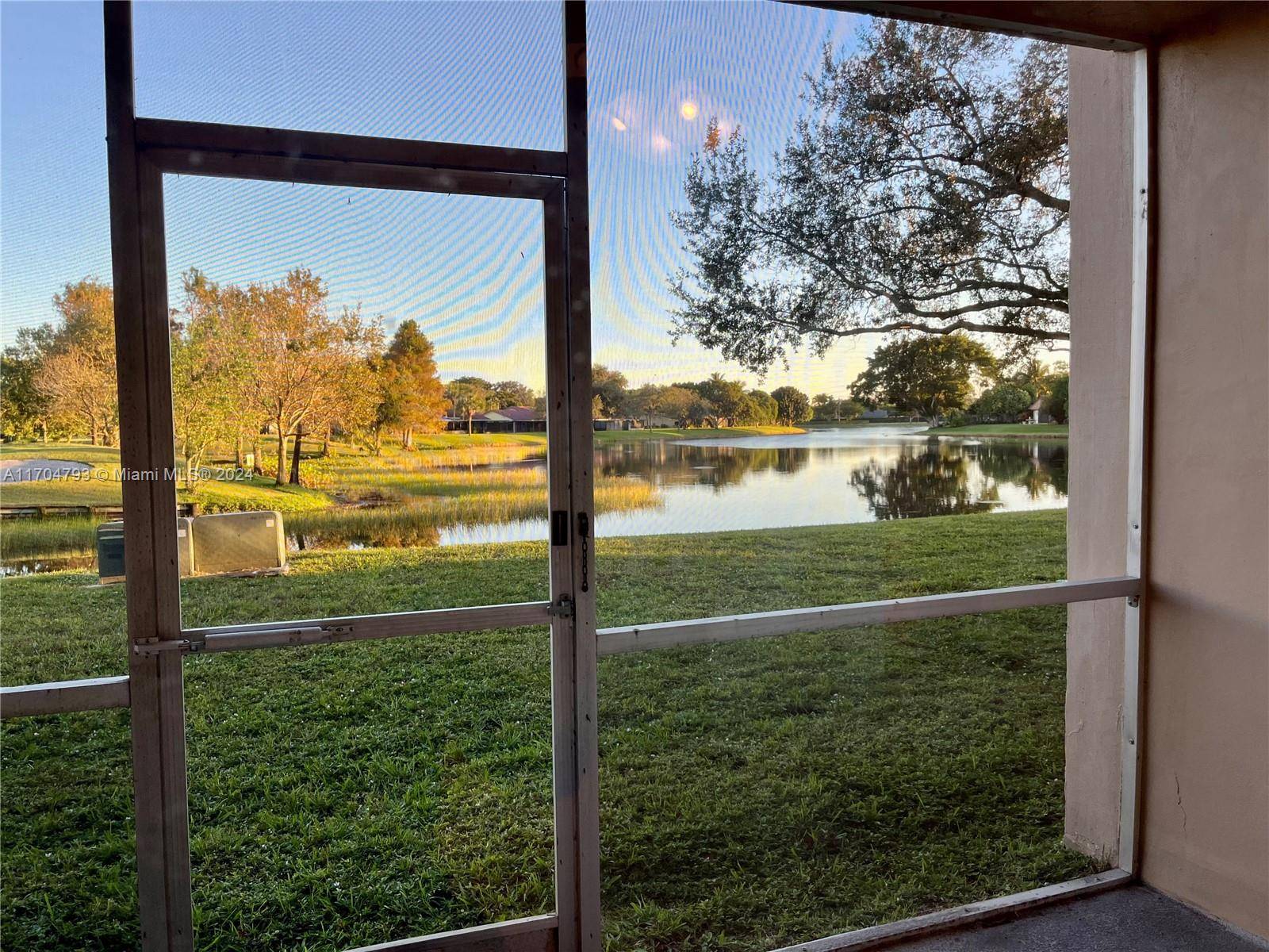 Davie, FL 33324,9470 Live Oak Pl #107