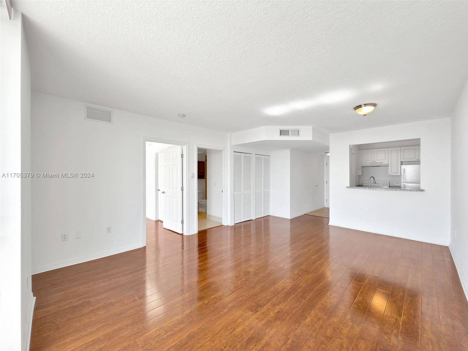 Miami, FL 33130,900 SW 8th St #1510