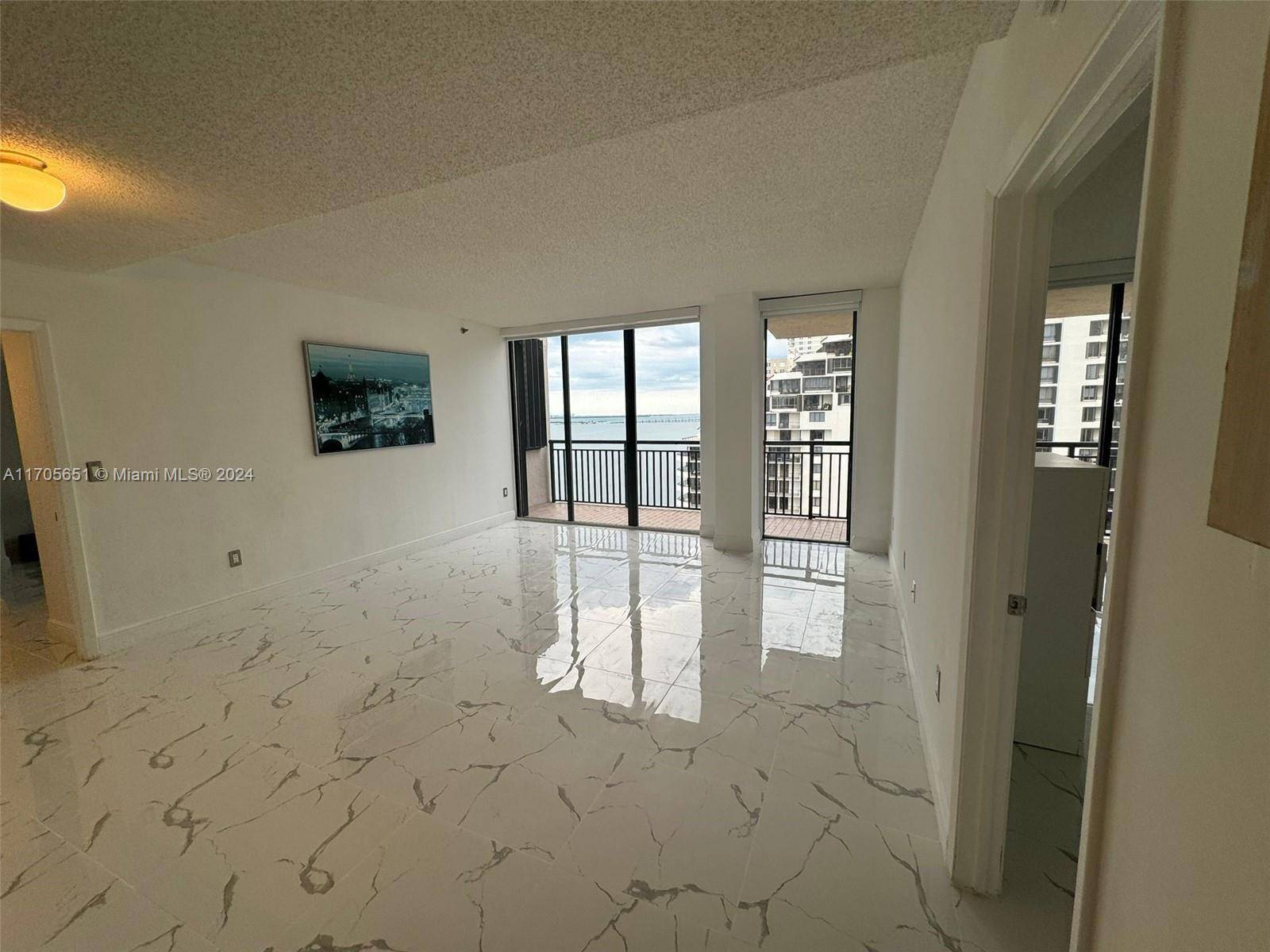 Miami, FL 33131,540 Brickell Key Dr #1621