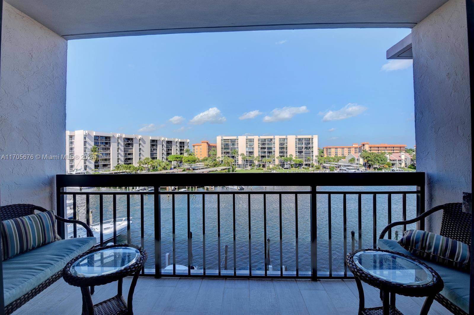 Boca Raton, FL 33431,2687 N Ocean Blvd #402-G