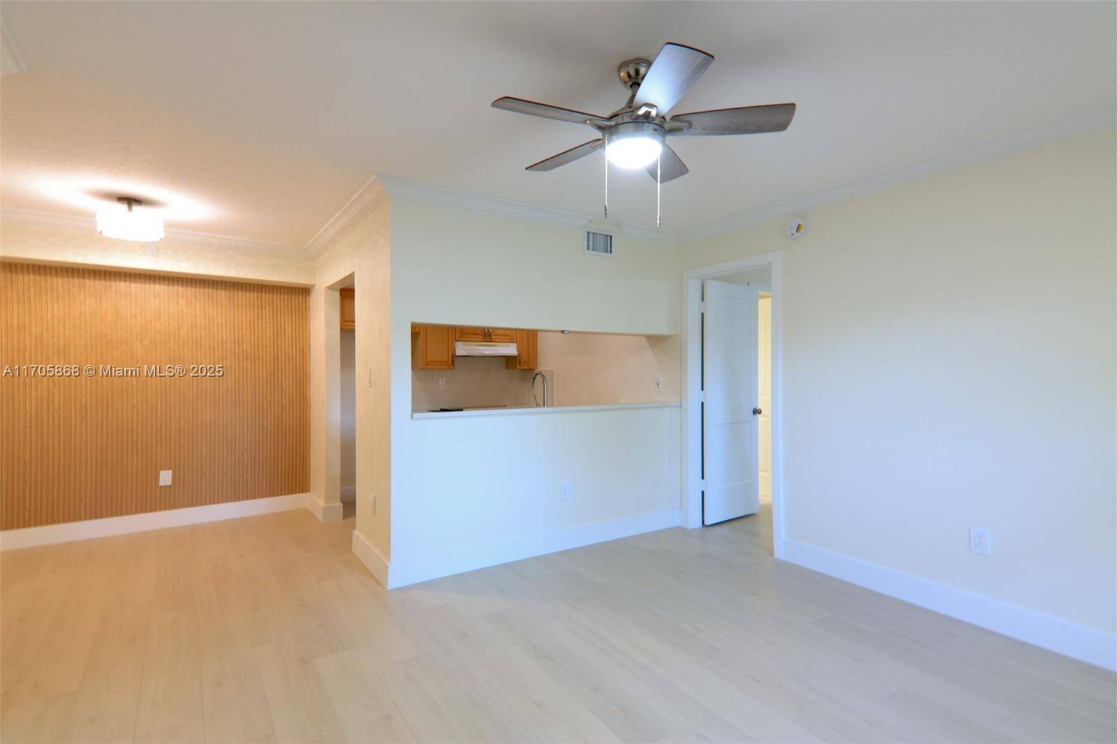 Tamarac, FL 33319,6040 N Shakerwood Cir #106
