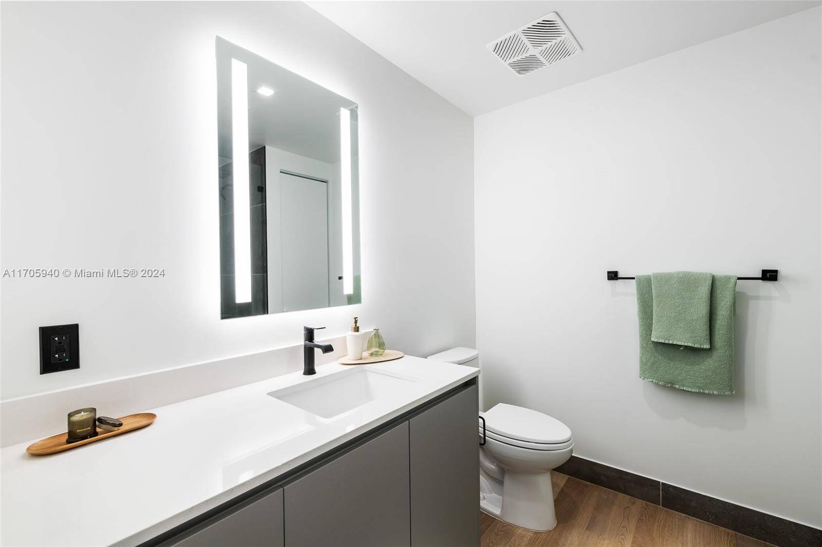 Fort Lauderdale, FL 33315,307 SW 5th St #STUDIO