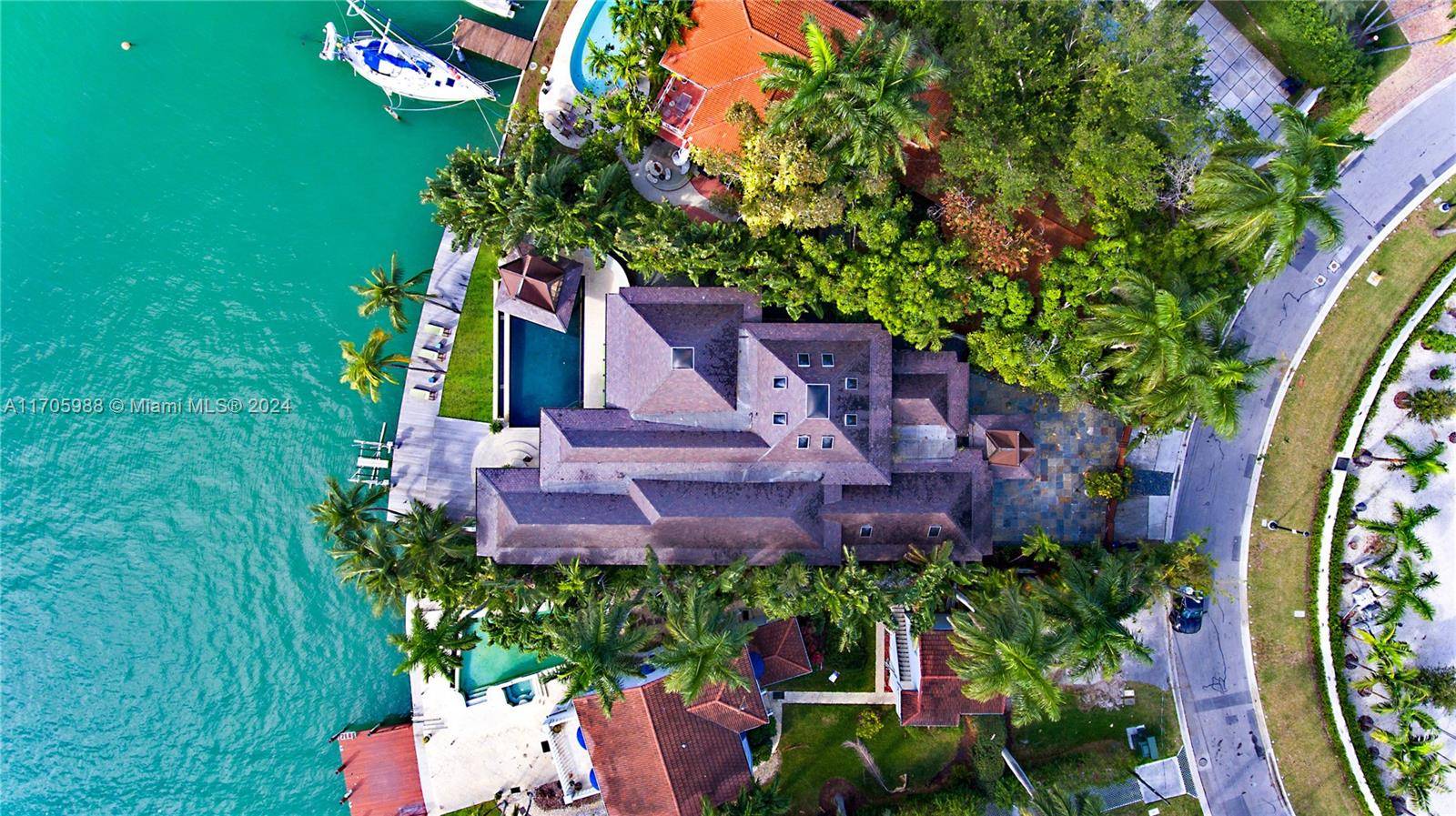Miami Beach, FL 33139,14 W San Marino Dr