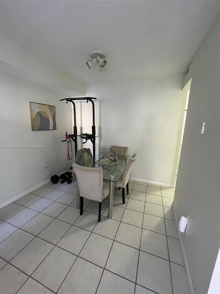 Pembroke Pines, FL 33024,2361 NW 96th Ter #18A