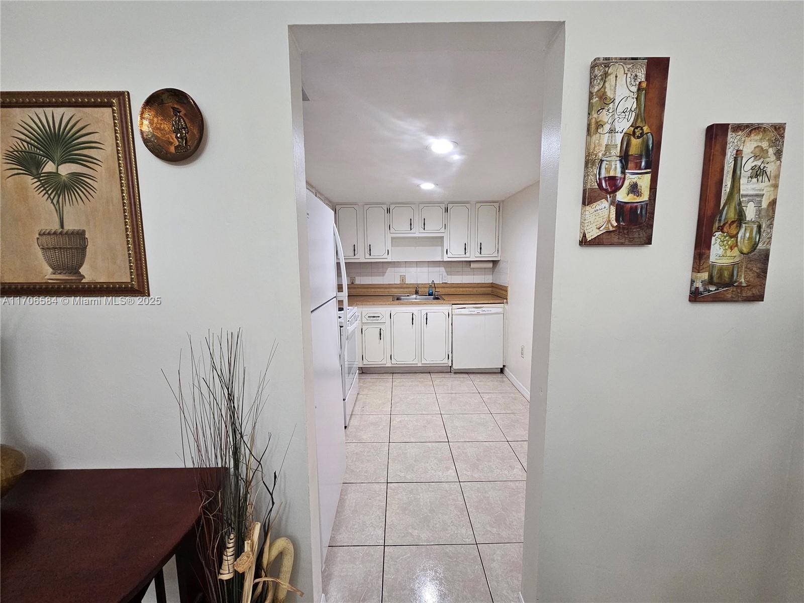 Plantation, FL 33313,1681 NW 70th Ave #303