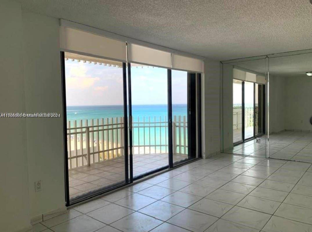 Miami Beach, FL 33140,6061 Collins Ave #16C