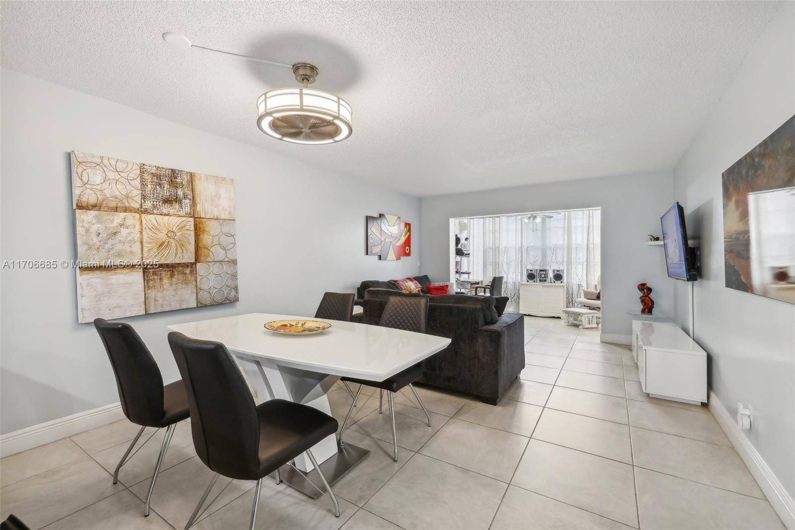 Margate, FL 33063,3170 Holiday Springs Blvd #6-108