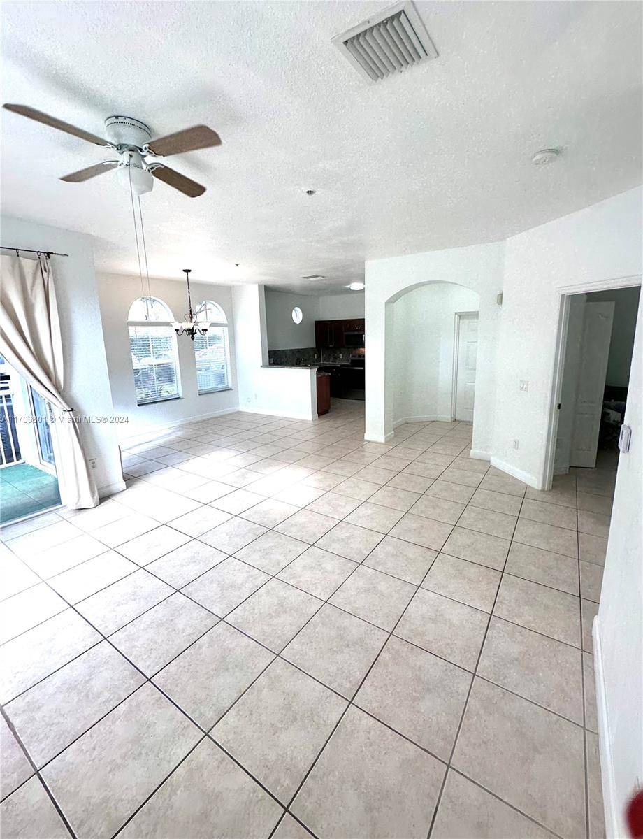 Miramar, FL 33027,4465 SW 160th Ave #103