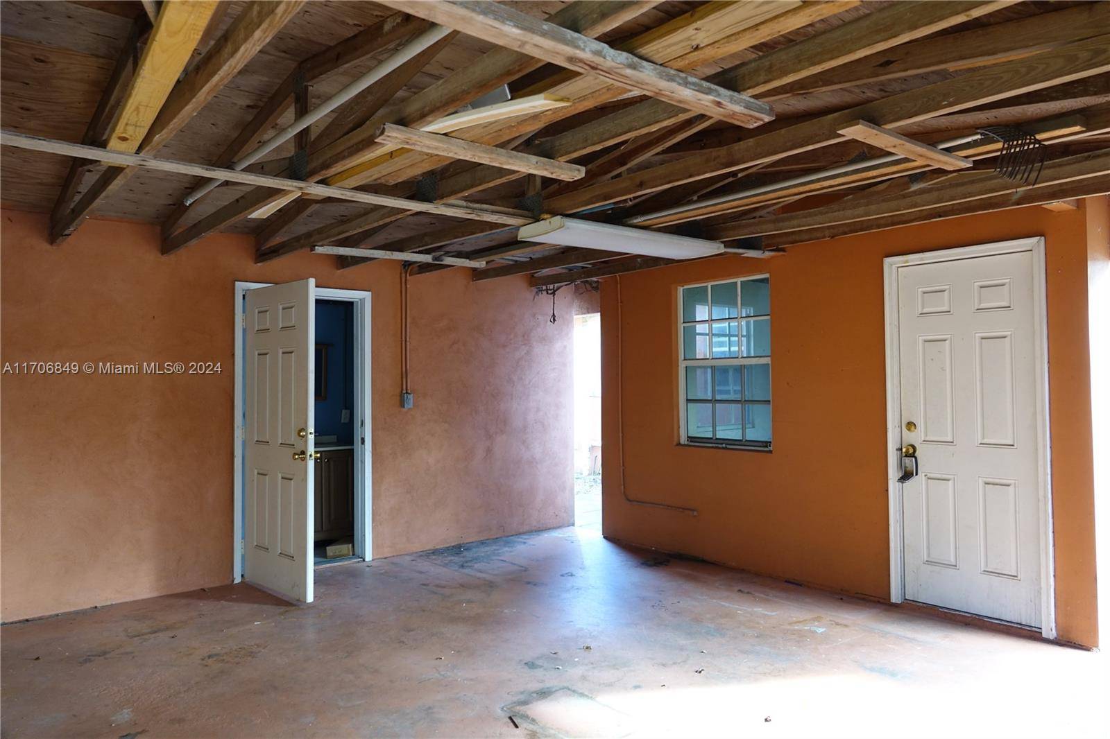 Pompano Beach, FL 33064,5264 NE 15th Ave
