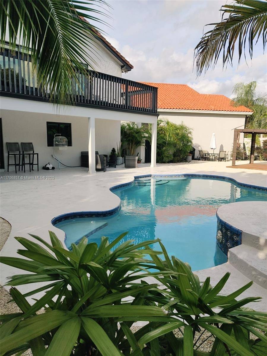 Hialeah, FL 33015,17715 NW 62nd Pl N