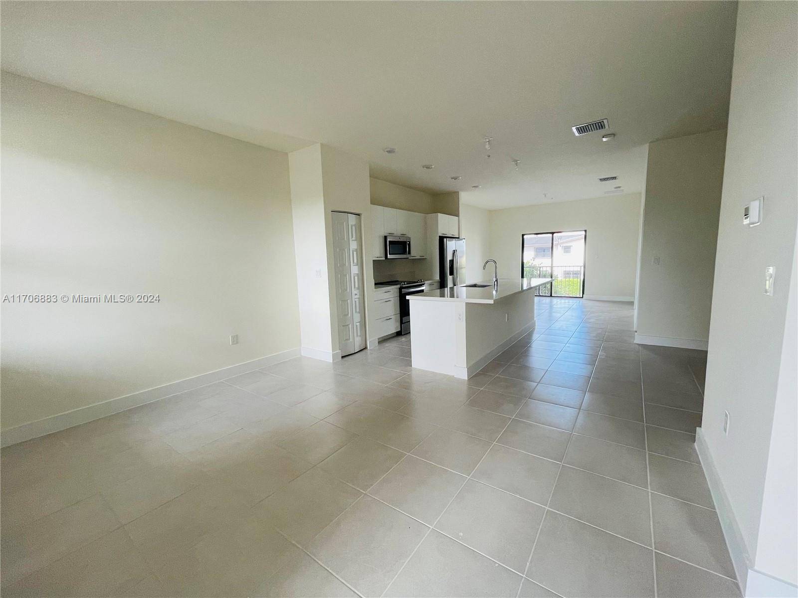 Doral, FL 33178,8005 NW 104th Ave #25