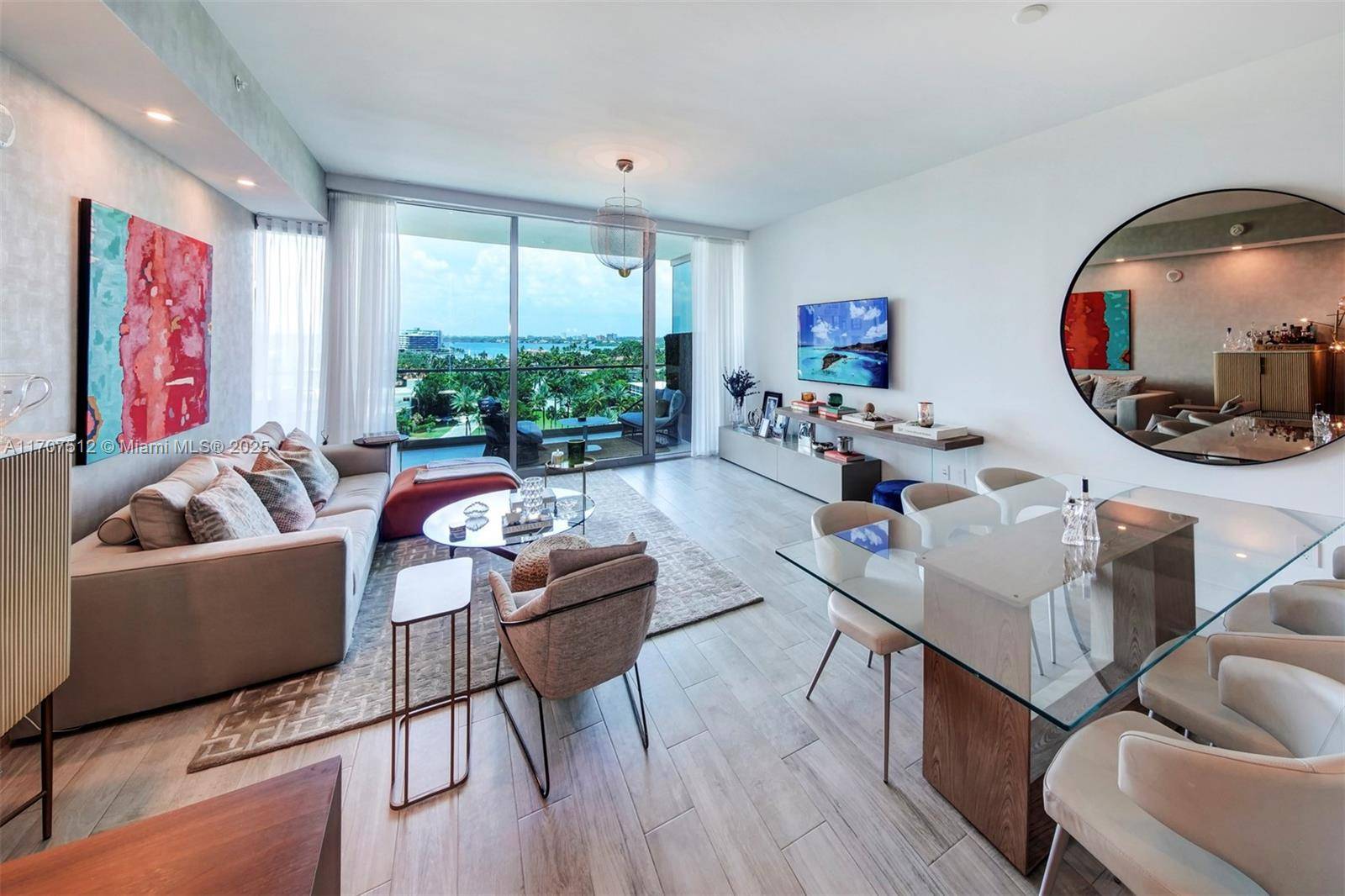 Bal Harbour, FL 33154,10201 Collins Ave #804
