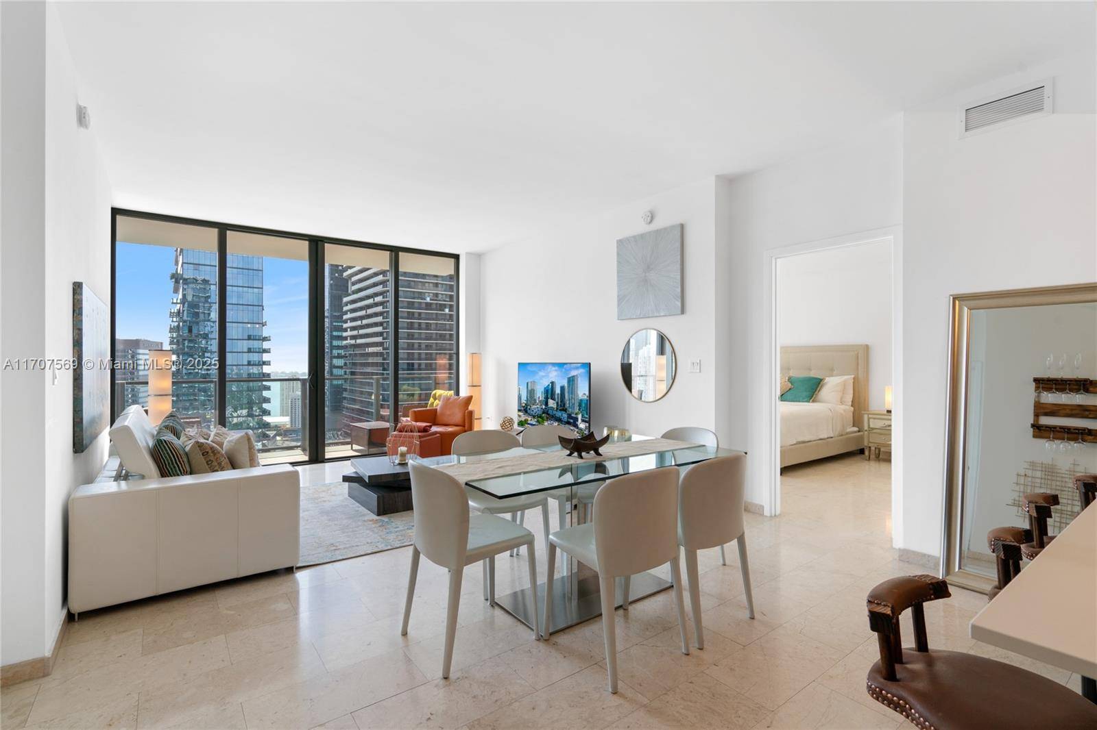 Miami, FL 33130,88 SW 7 Street #3403