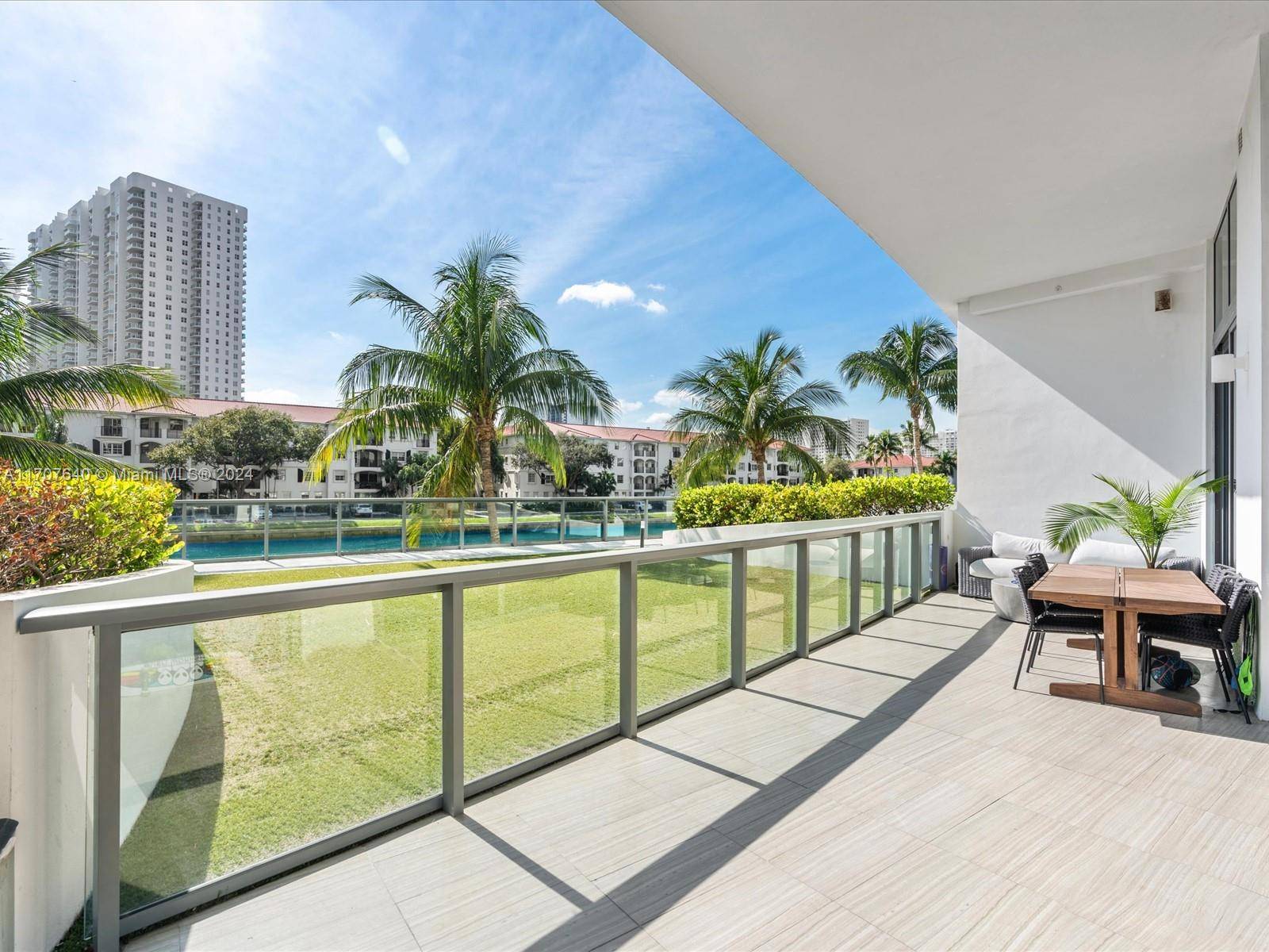 Aventura, FL 33180,3250 NE 188th St #102