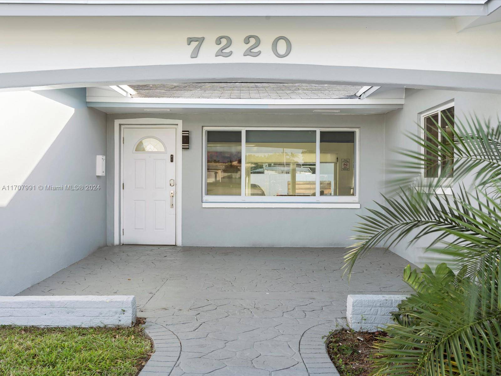 Hollywood, FL 33024,7220 Mckinley St
