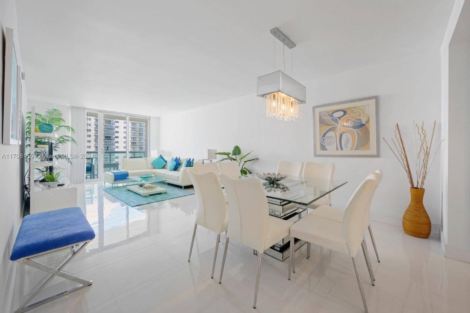 Sunny Isles Beach, FL 33160,19370 Collins Ave #902