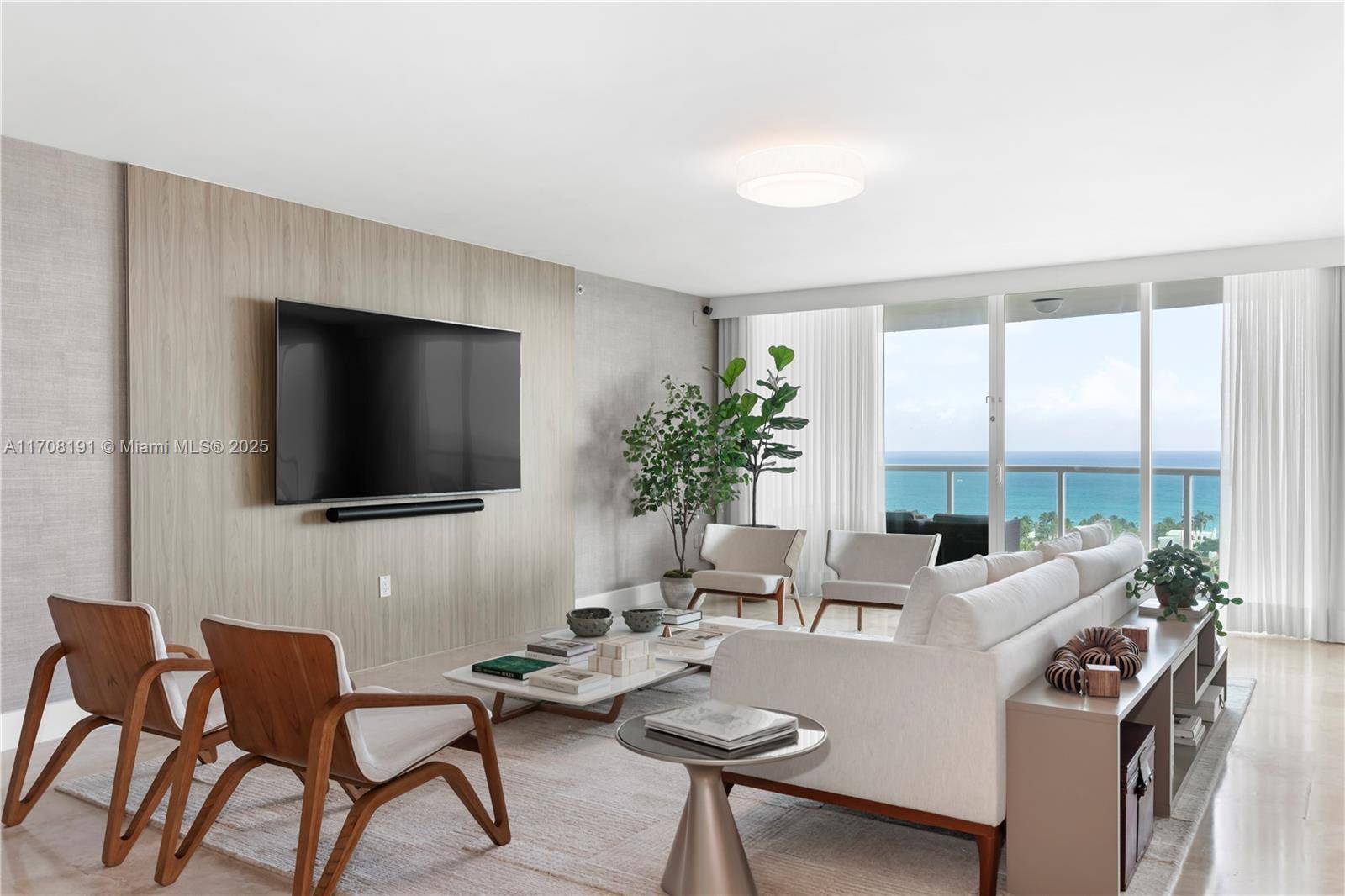 Aventura, FL 33180,20201 E Country Club Dr #1902