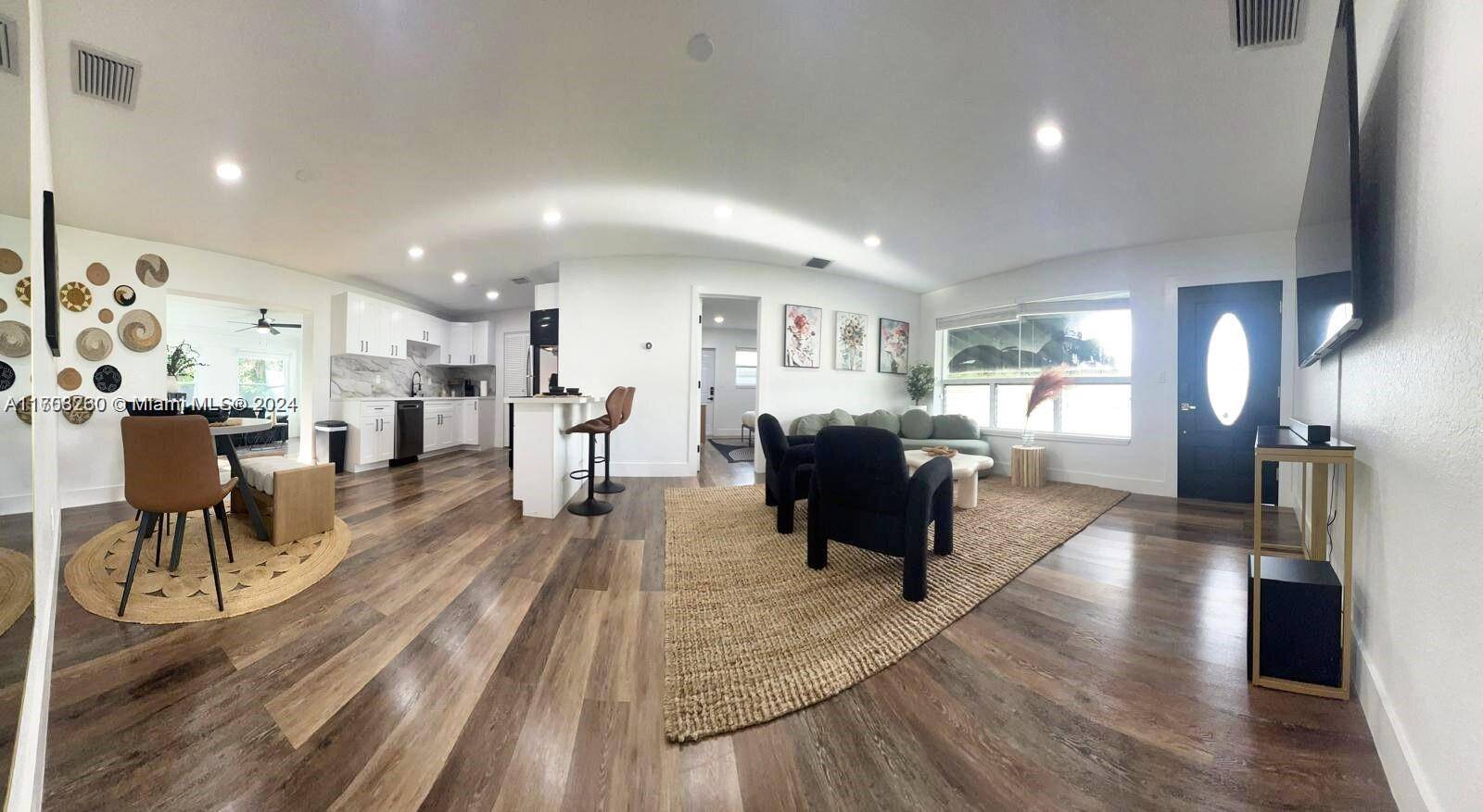 Fort Lauderdale, FL 33317,1772 SW 43rd Ave