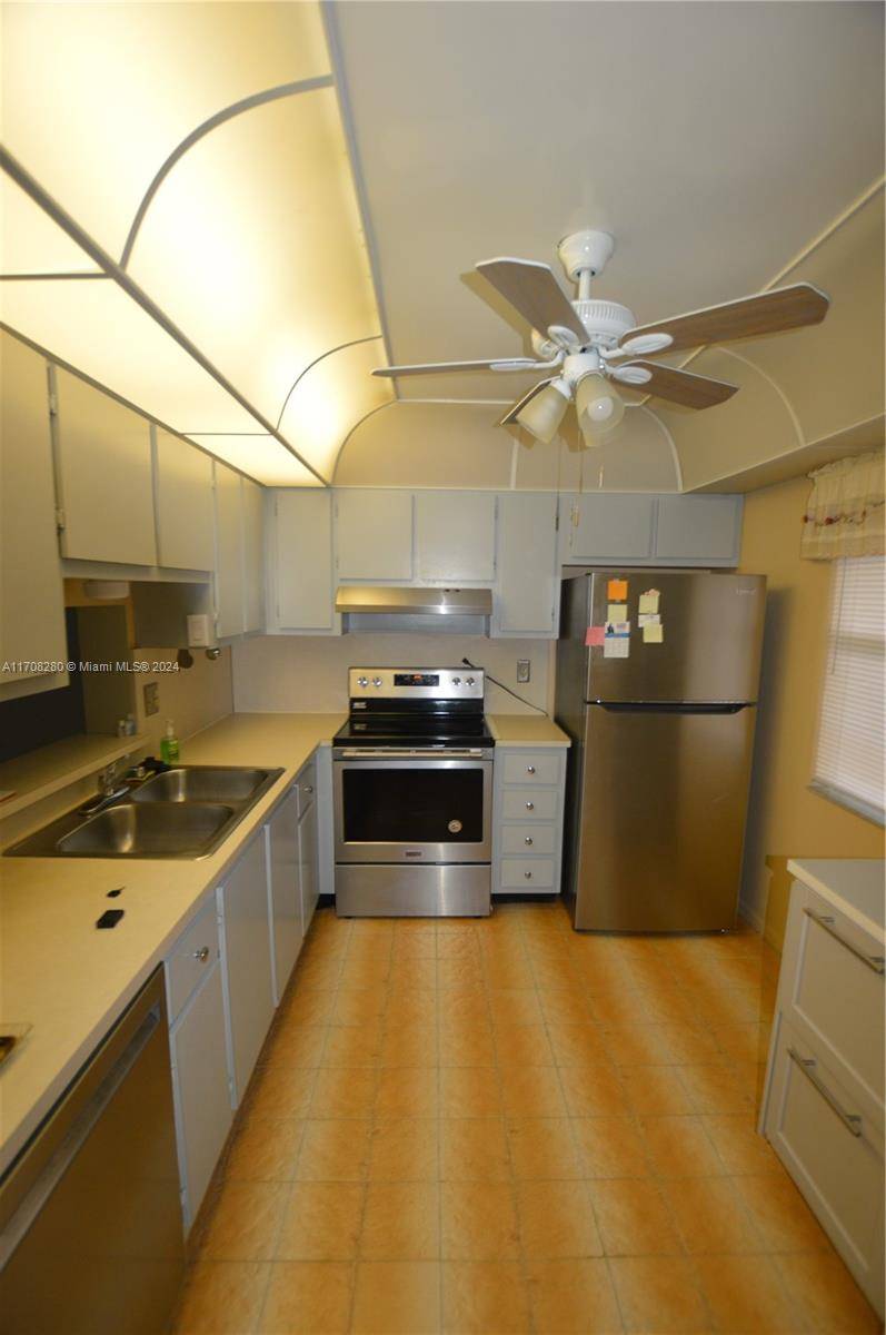 Dania Beach, FL 33004,Address not disclosed