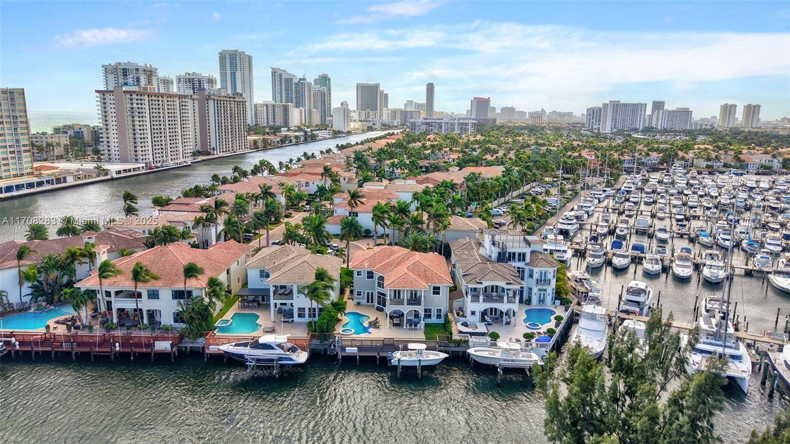 Hollywood, FL 33019,1130 Hatteras Ln