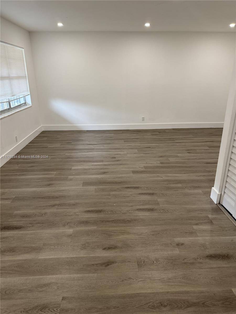 North Lauderdale, FL 33068,1200 SW 50th Ave #208-3
