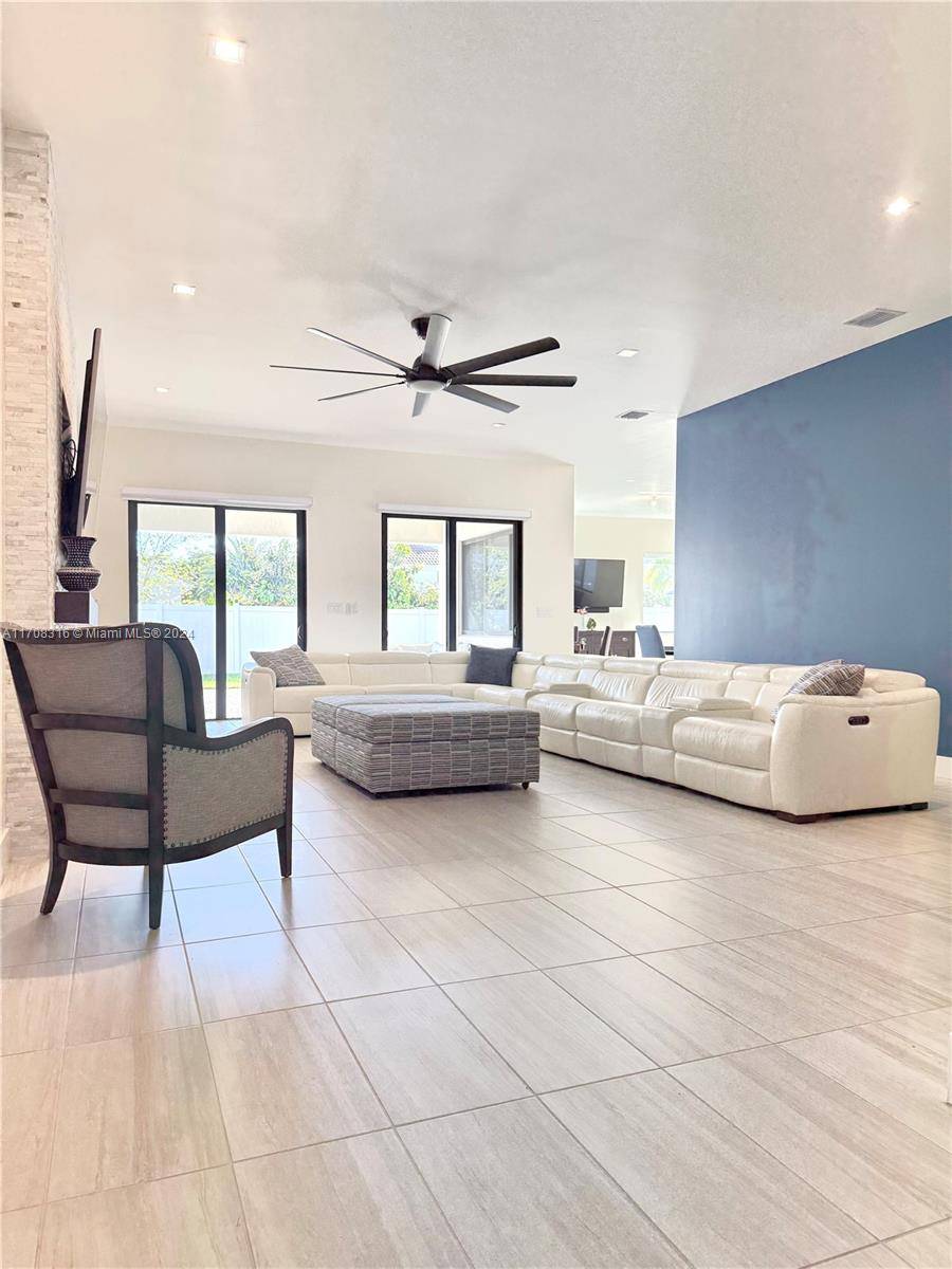 Miramar, FL 33029,17750 SW 46th St