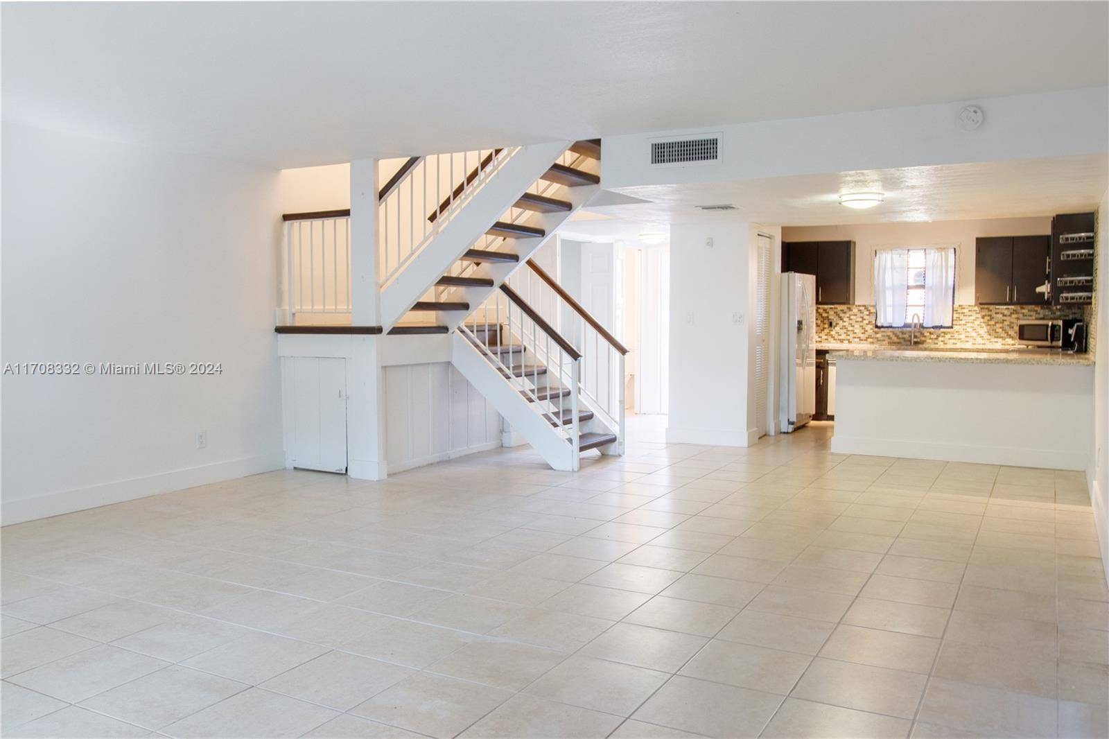 Plantation, FL 33325,11564 NW 1st St #11564