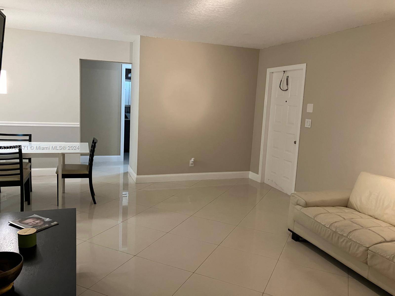 Pembroke Pines, FL 33025,11250 SW 13th St #202