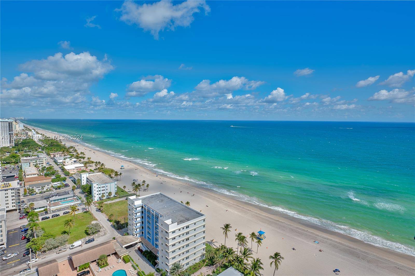 Hollywood, FL 33019,2201 S Ocean Dr #2805