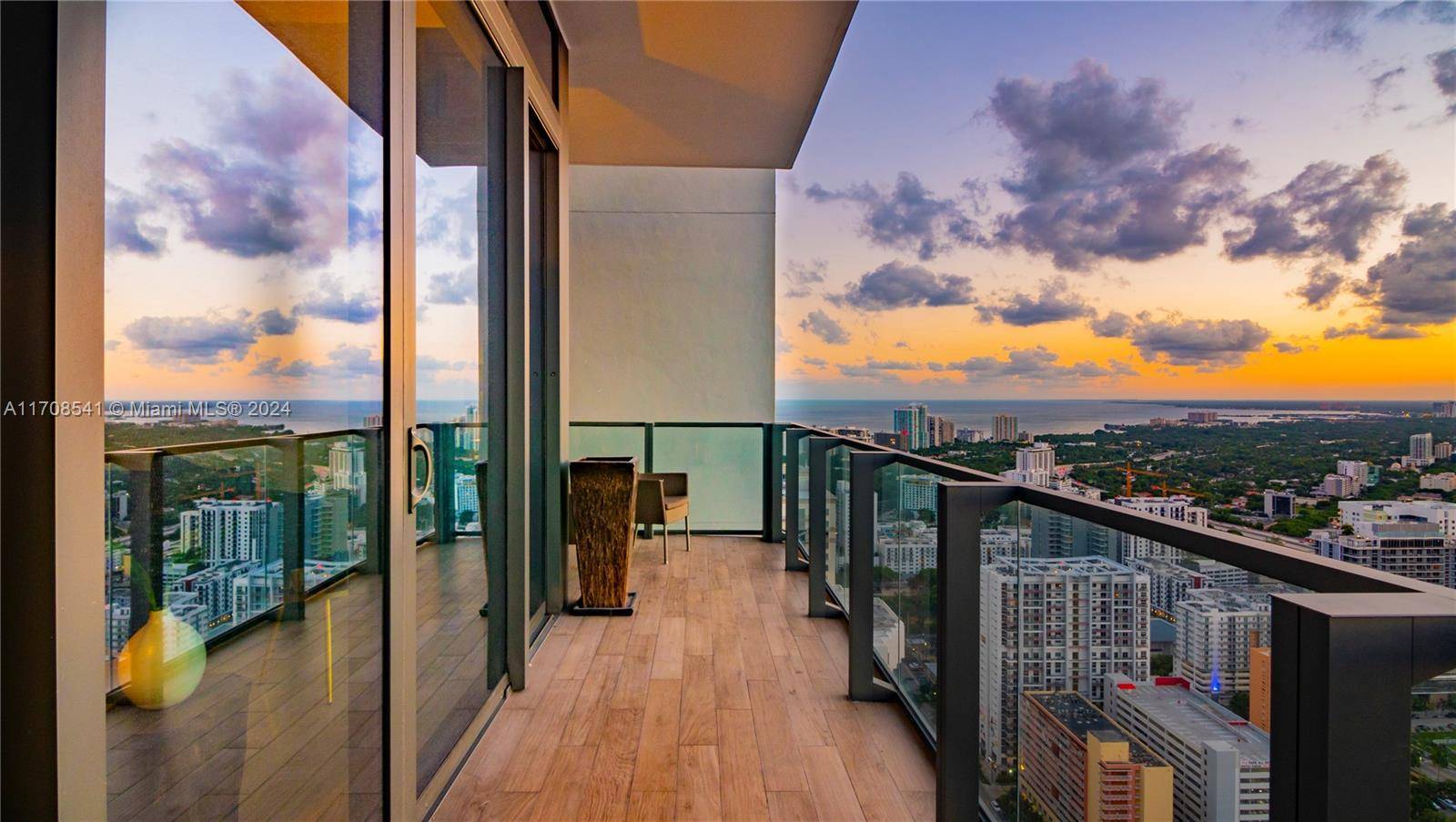 Miami, FL 33130,88 SW 7th St #4106