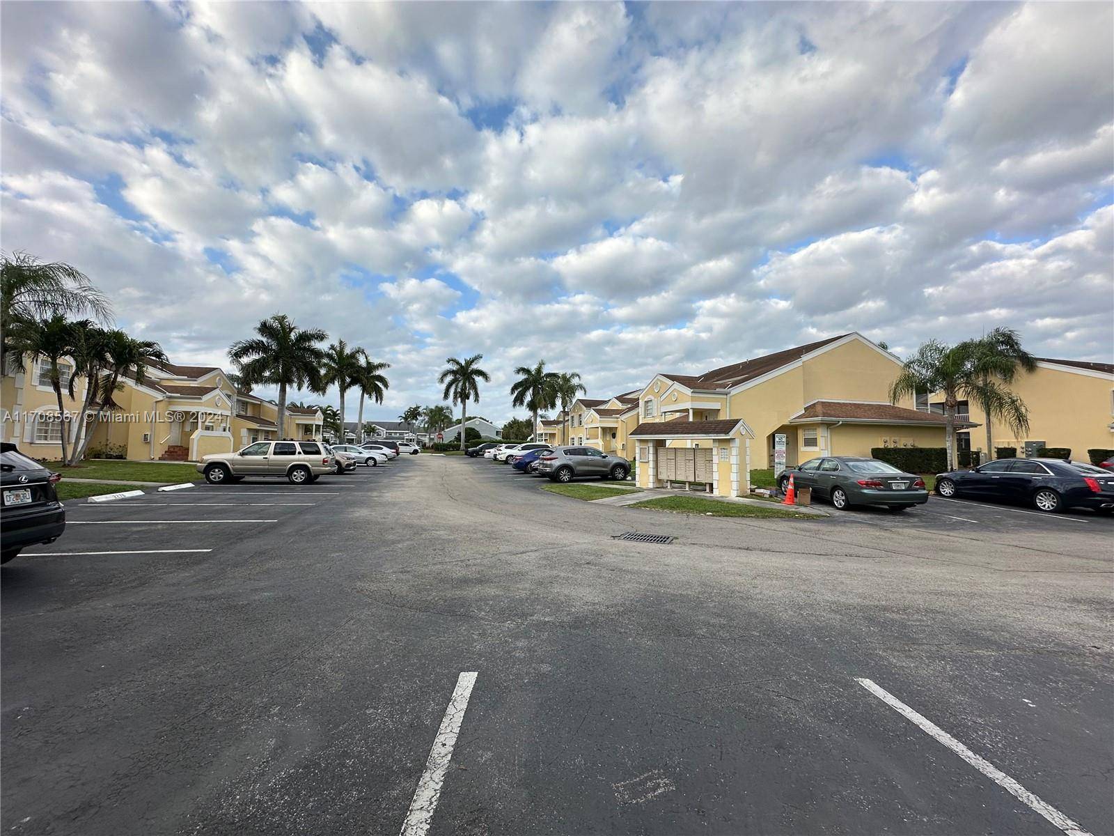 Homestead, FL 33035,2271 SE 27th Dr #104-F