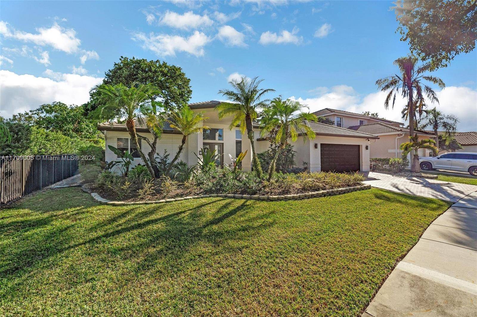 Weston, FL 33326,567 Stonemont Dr