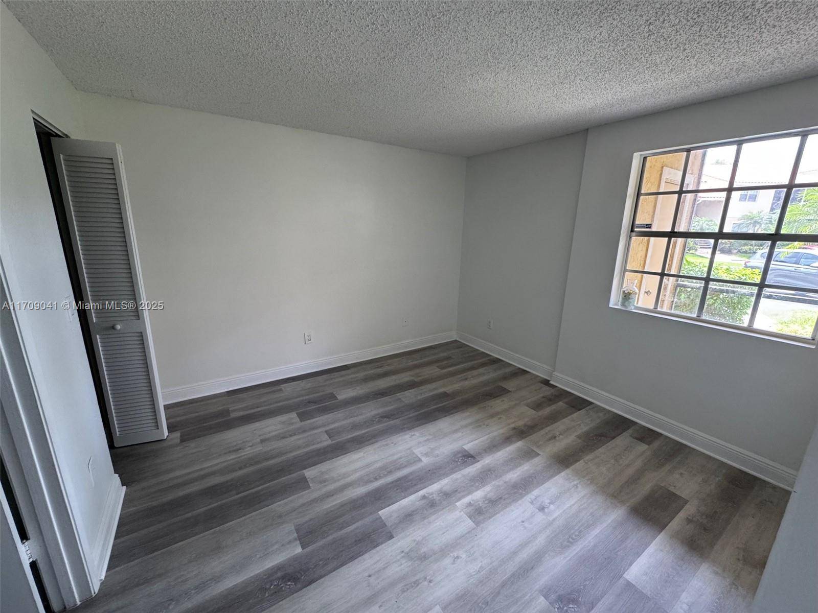 Pompano Beach, FL 33069,1269 SW 46th Ave #2401