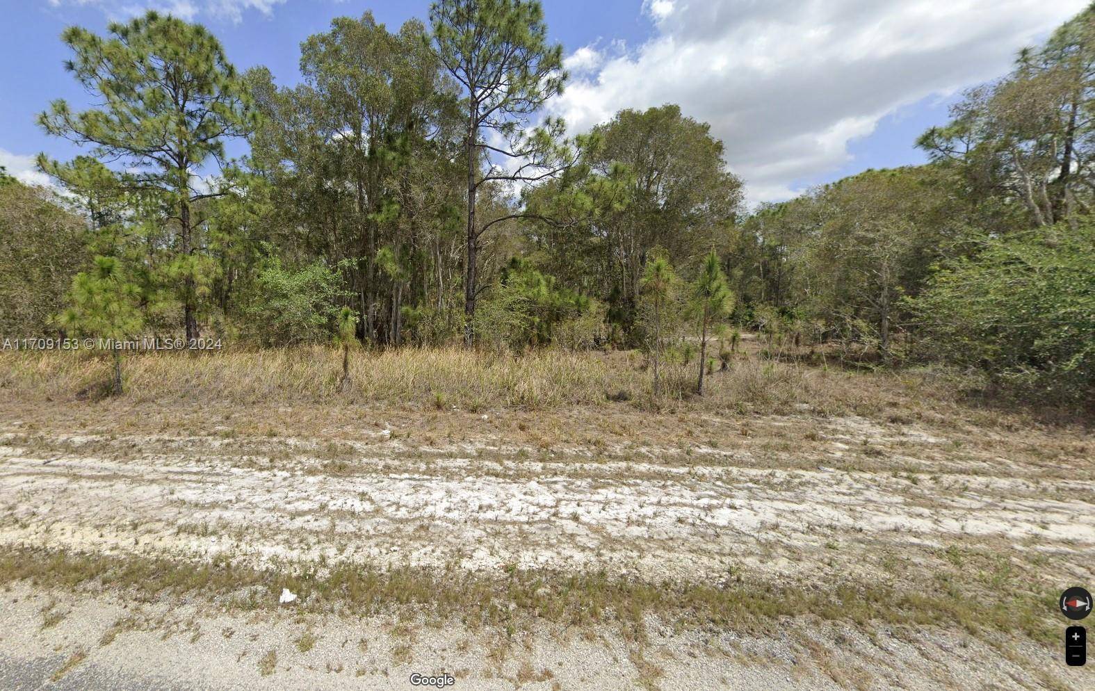 Lehigh Acres, FL 33974,709 Godwid Ave S