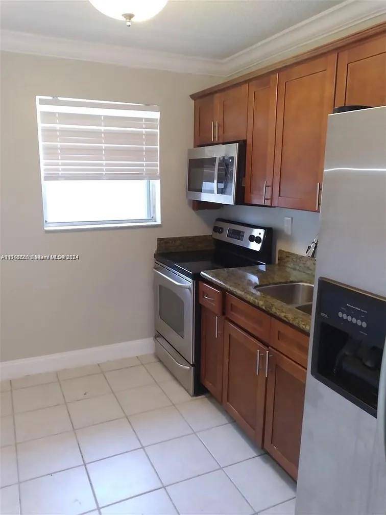 Fort Lauderdale, FL 33311,2845 NW 13th Ct #1-2