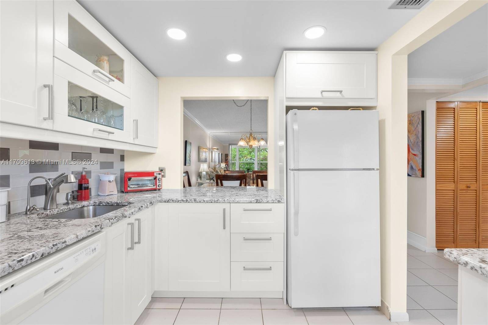 Margate, FL 33063,1045 Country Club Dr #402