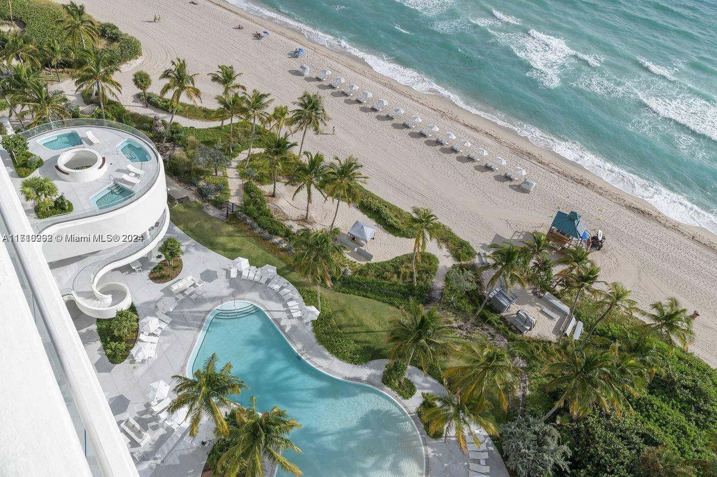Sunny Isles Beach, FL 33160,16901 Collins Ave #904