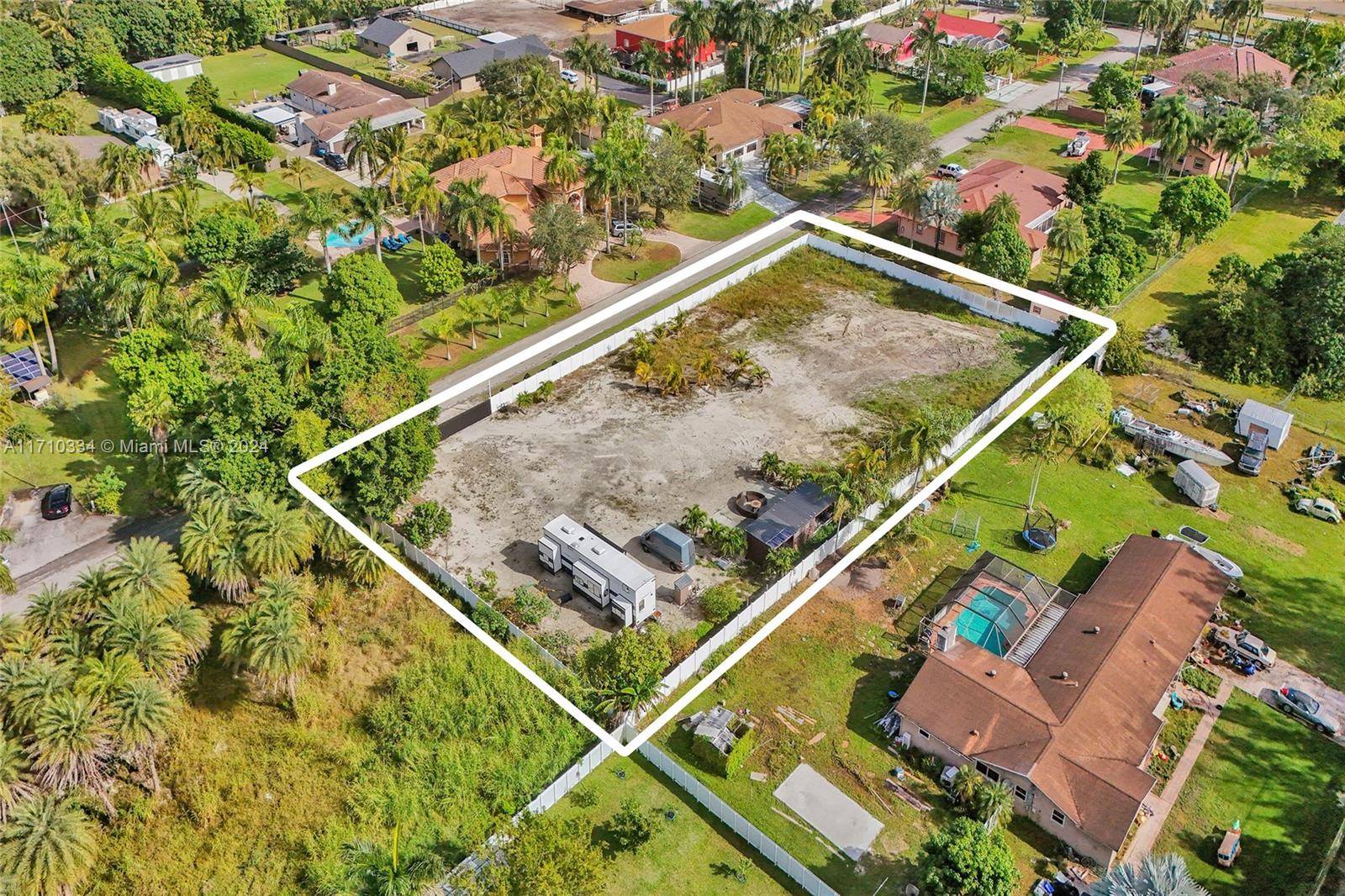 Pembroke Pines, FL 33029,19730 SW 14th St