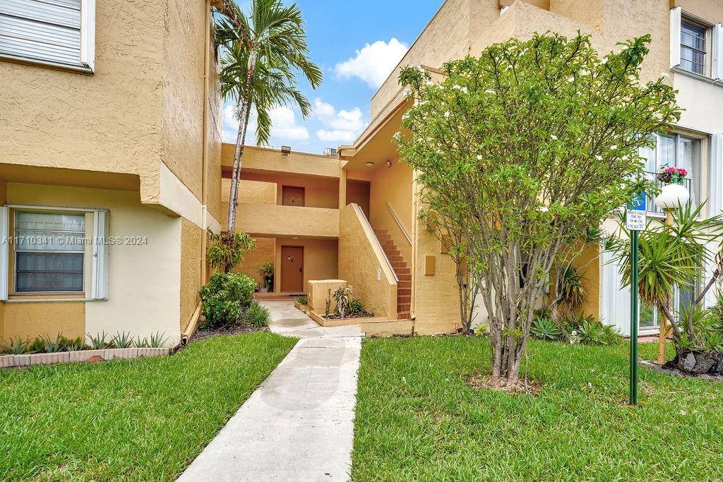 Miami, FL 33174,9301 SW 4th St #114E