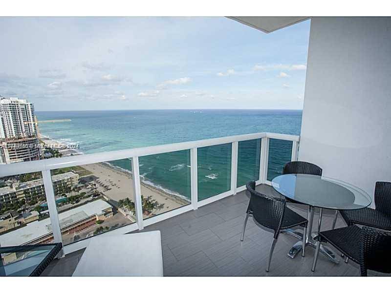 Sunny Isles Beach, FL 33160,18201 Collins Ave #3802