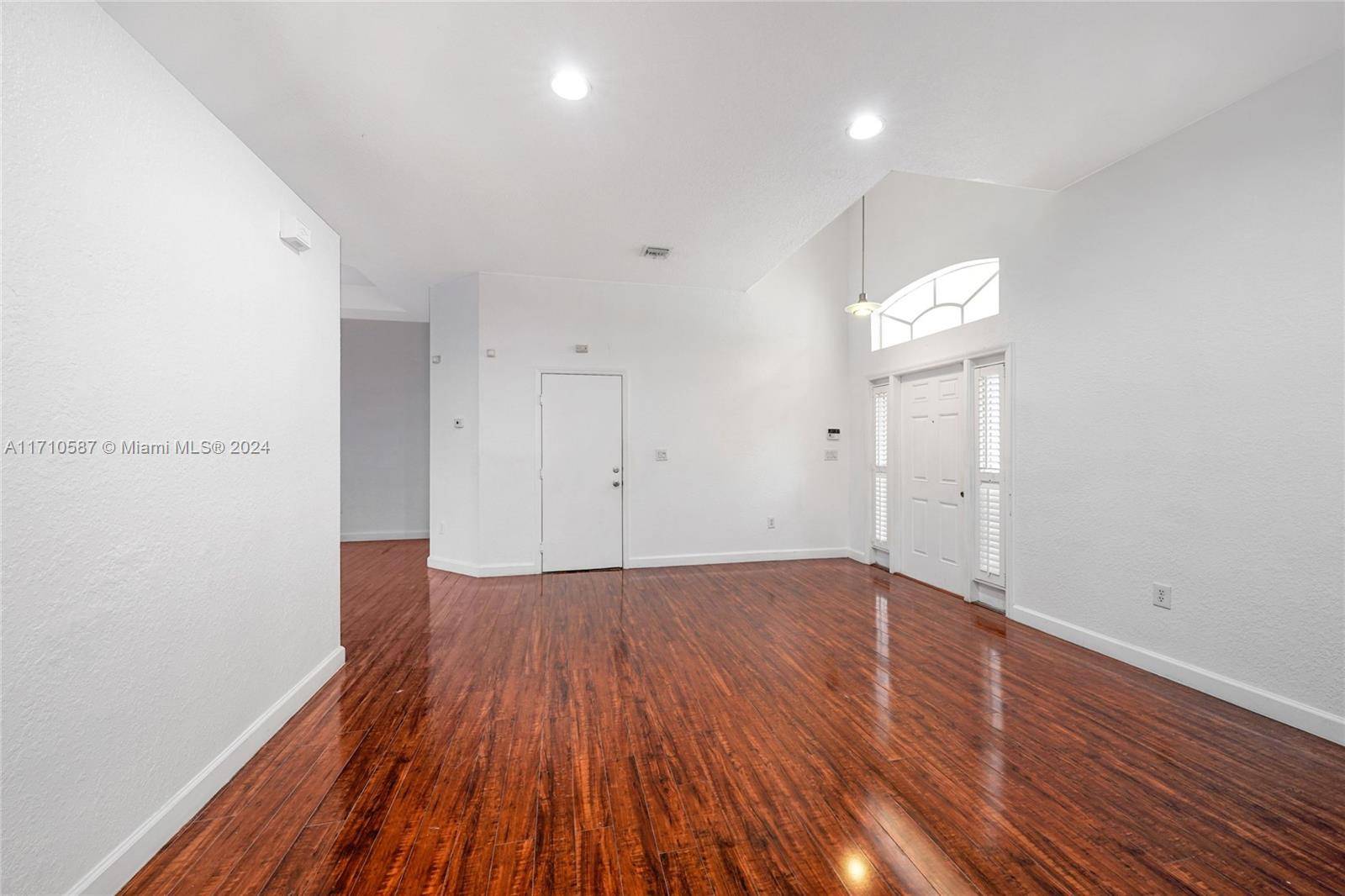 Miami, FL 33194,1424 SW 154th Ct
