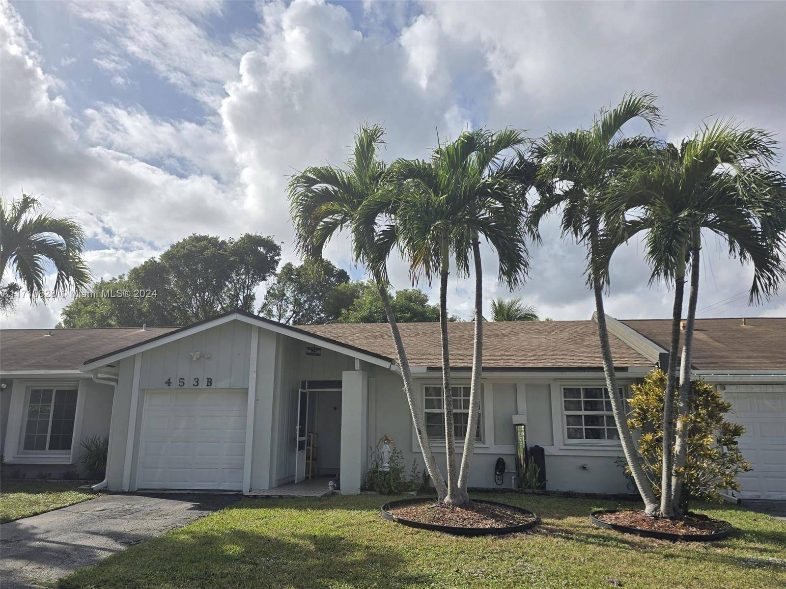 Margate, FL 33063,453 Lakewood Cir #B