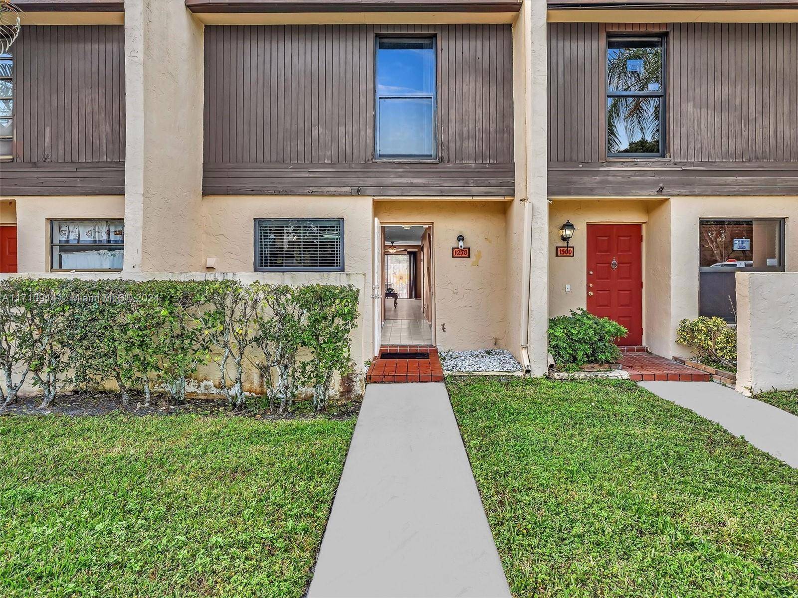 Pembroke Pines, FL 33024,1270 NW 99th Ave #60